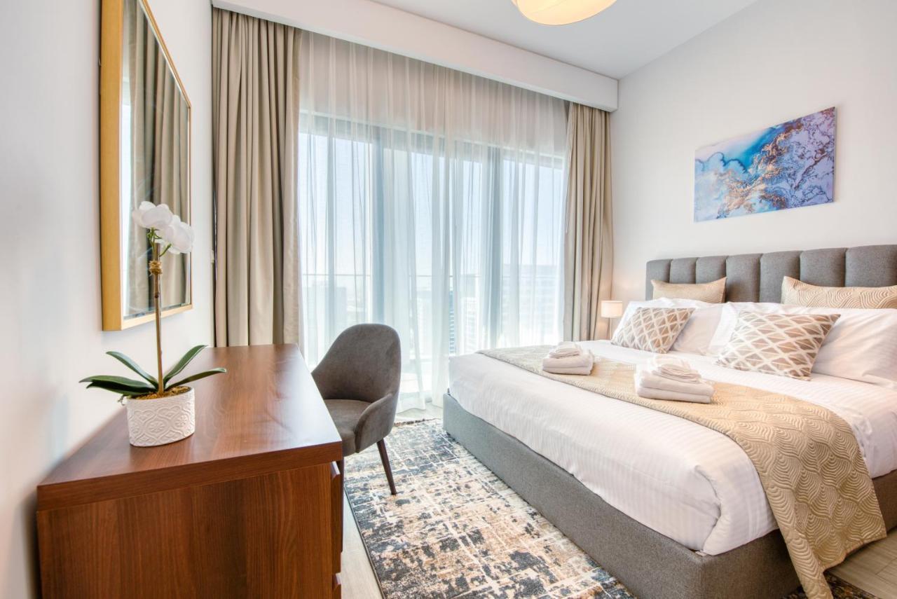 Sol Living - Sol Avenue Lägenhet Dubai Exteriör bild