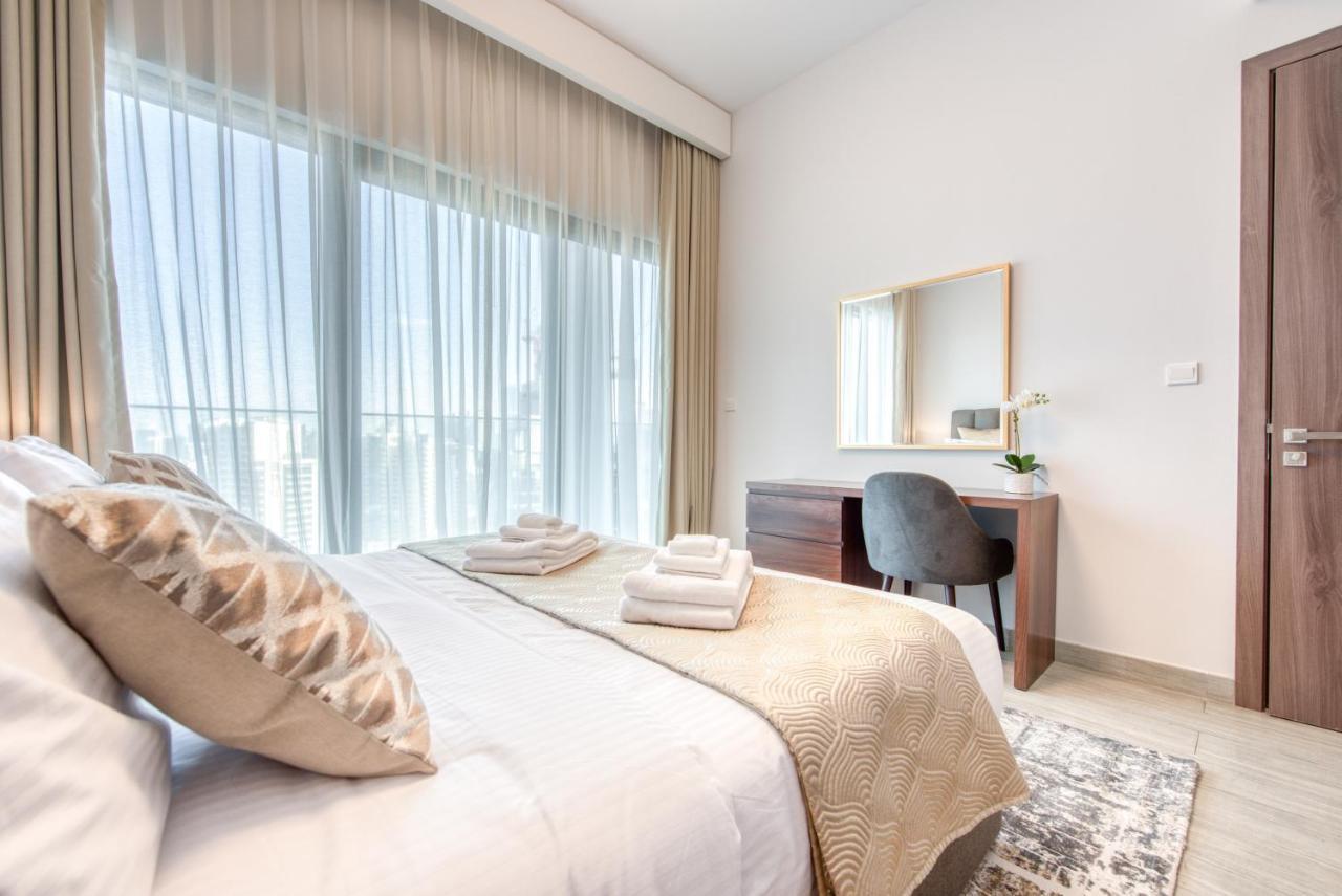 Sol Living - Sol Avenue Lägenhet Dubai Exteriör bild