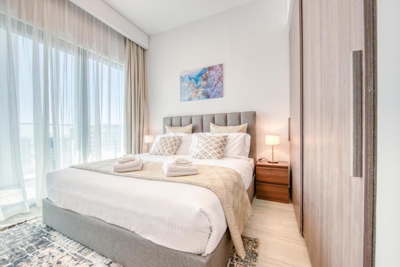 Sol Living - Sol Avenue Lägenhet Dubai Exteriör bild