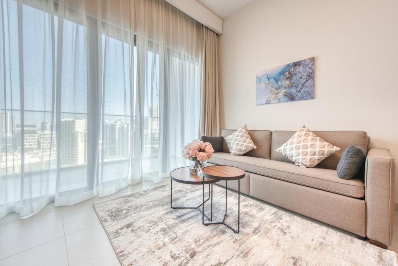 Sol Living - Sol Avenue Lägenhet Dubai Exteriör bild