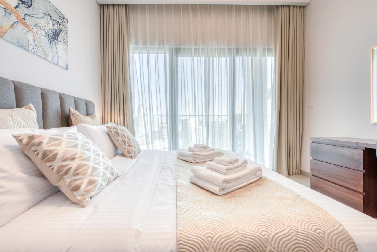 Sol Living - Sol Avenue Lägenhet Dubai Exteriör bild