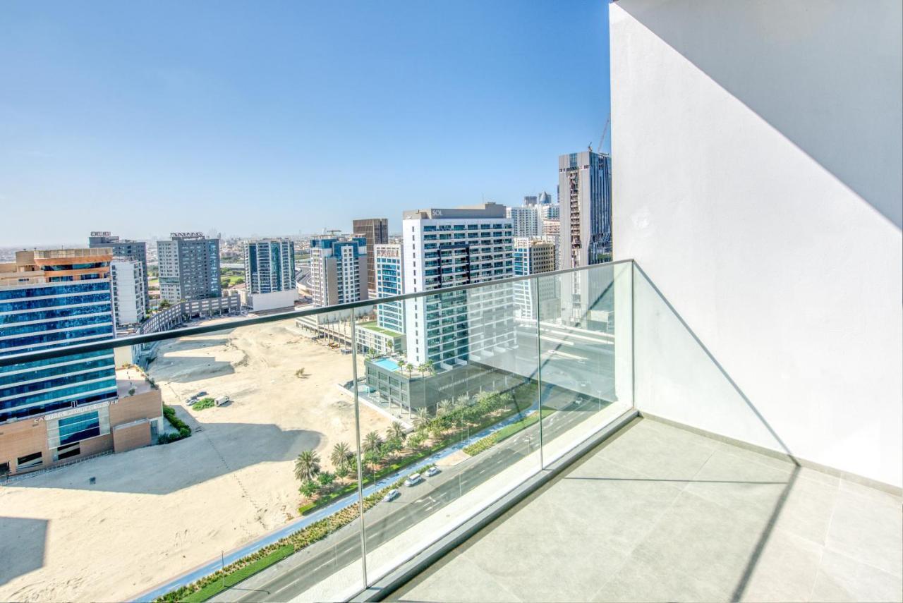 Sol Living - Sol Avenue Lägenhet Dubai Exteriör bild